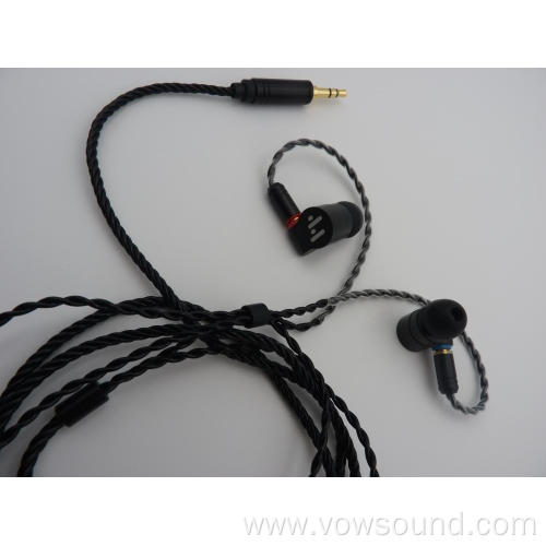 Hybrid Balanced Armature with Dynamic In-ear Earphone